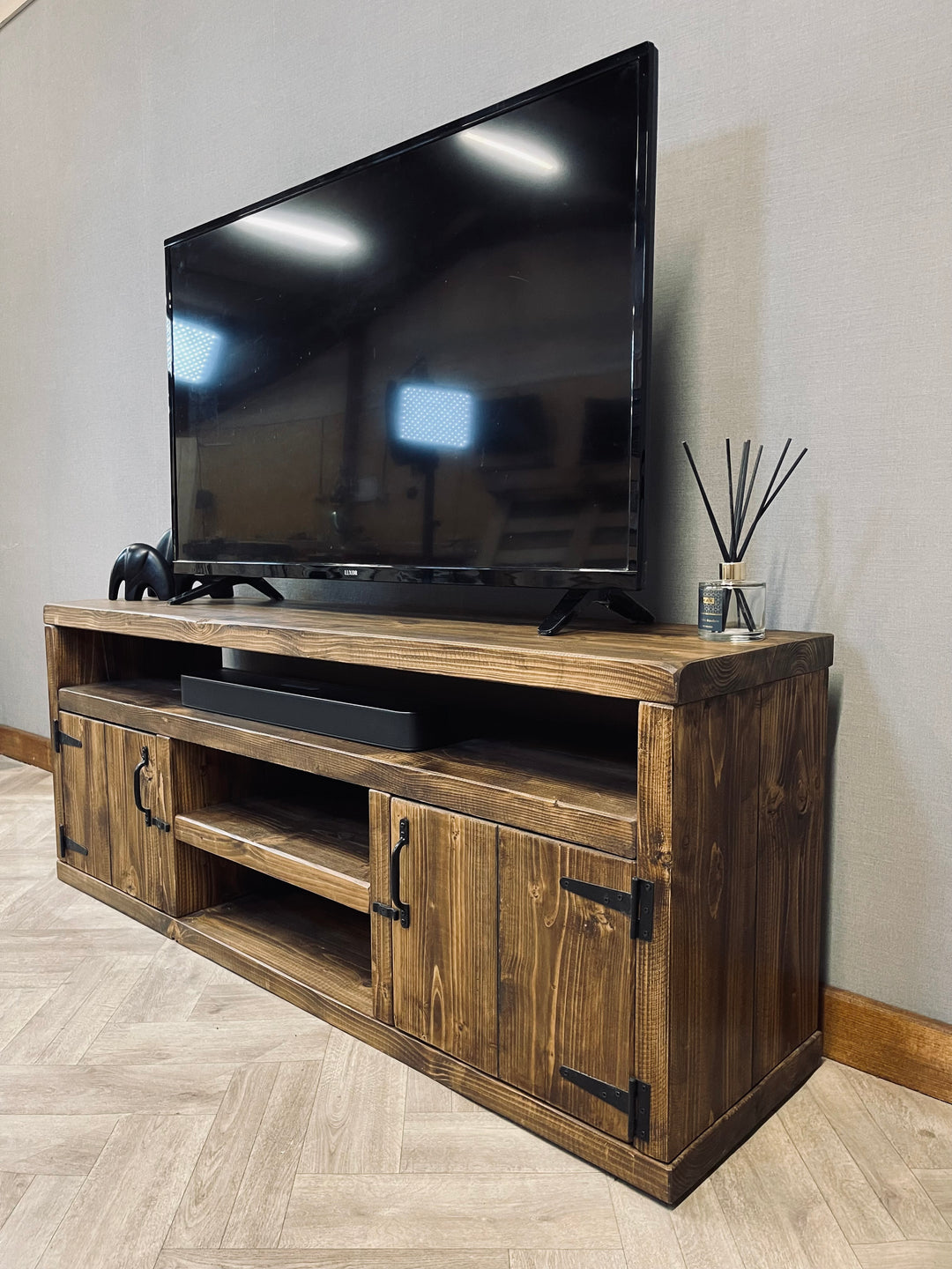 Rustic Reclaimed TV/Entertainment Unit - Made to any size!