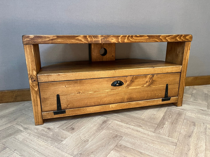 Rustic Corner Tv Unit - D&R Rustics