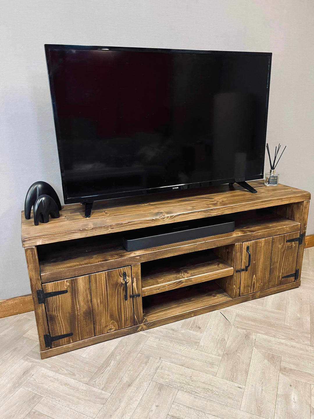 Rustic Reclaimed TV/Entertainment Unit - Made to any size!