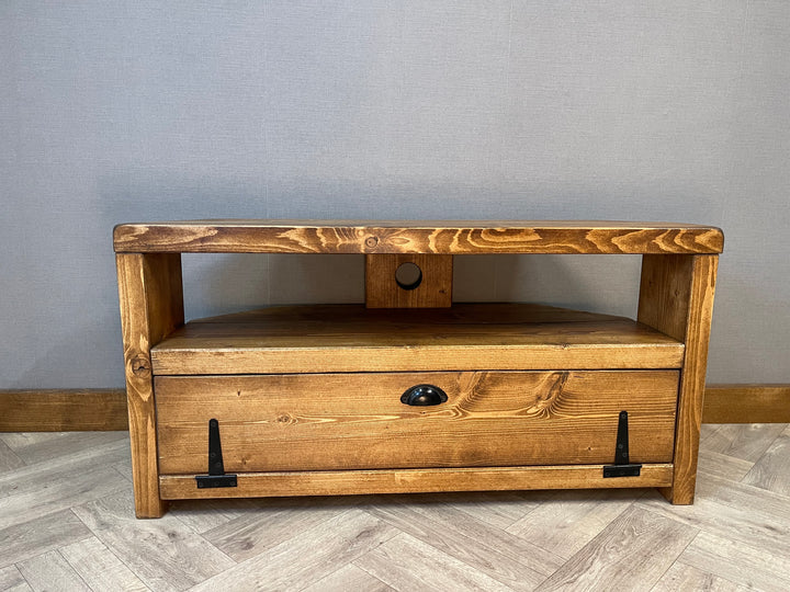 Rustic Corner Tv Unit - D&R Rustics