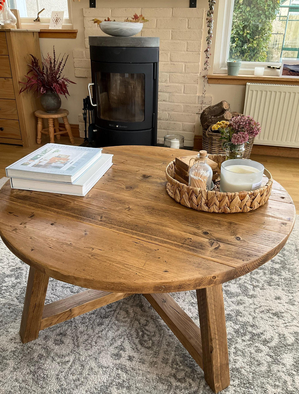 Round Wooden Coffee Table / Centre Peice / Farmhouse Coffee Table - D&R Rustics